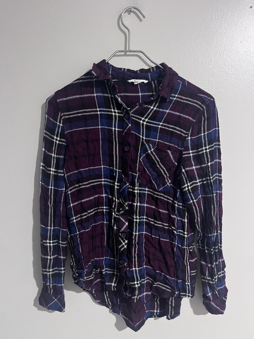 Beachlunchlounge Button-Up Womens XS Purple Plaid Rayon Lightweight Pockets